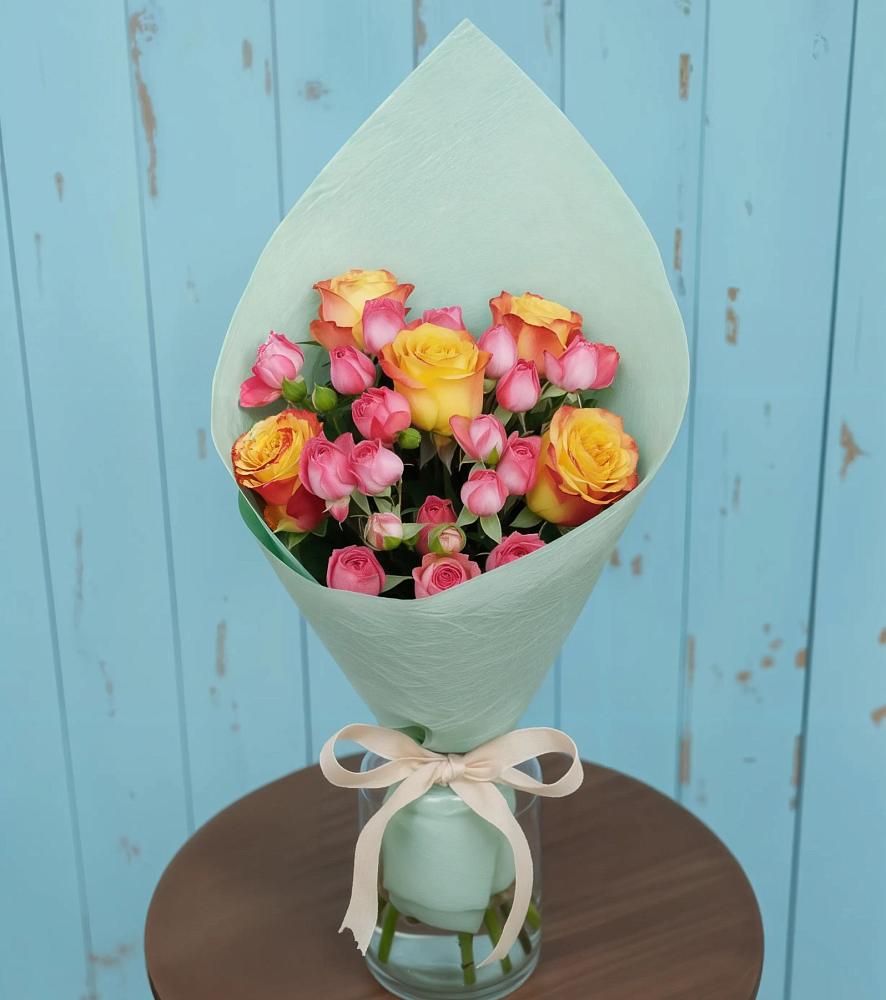 Букет цветов из: Розы в Полурядинки