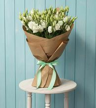 Букет цветов из:  Лизиантусы в Полурядинки