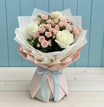 Букет цветов из:  Розы в Полурядинки