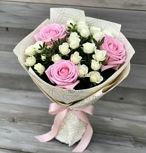 Букет цветов из:  Розы в Полурядинки