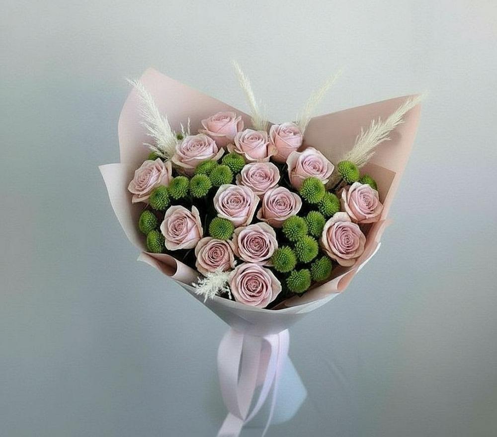 Букет цветов из: Розы и Хризантемы в Полурядинки