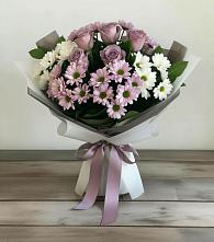 Букет цветов из:  Хризантемы и Розы в Полурядинки