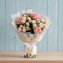 Букет цветов из:  Розы в Полурядинки