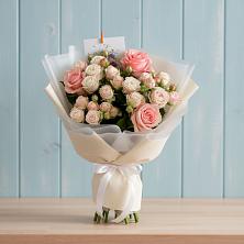 Букет цветов из:  Розы в Полурядинки