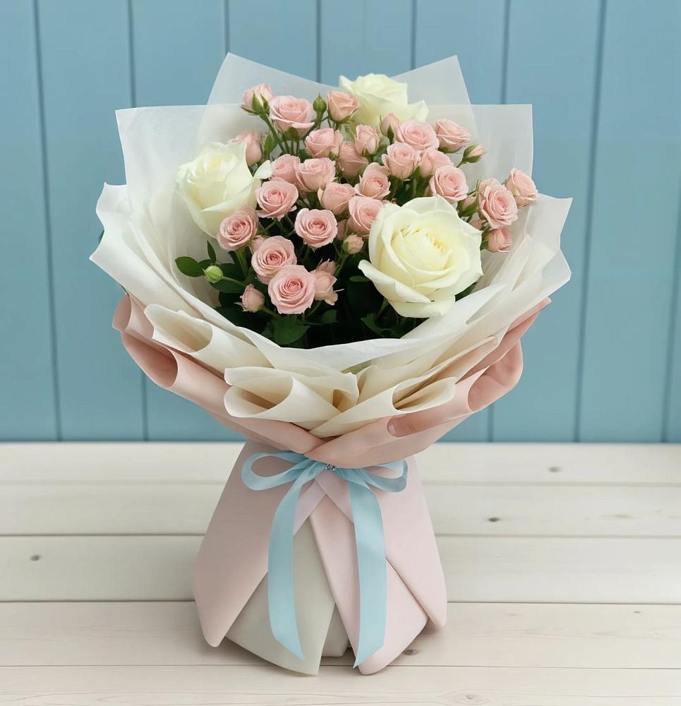 Букет цветов из: Розы в Полурядинки