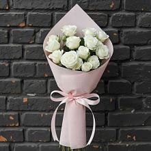 Букет цветов из:  Розы в Полурядинки